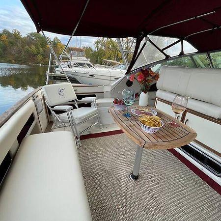 Private Yacht On Catskill Creek Extérieur photo