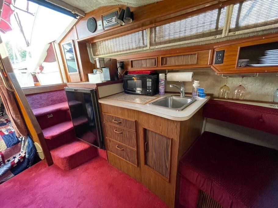 Private Yacht On Catskill Creek Extérieur photo